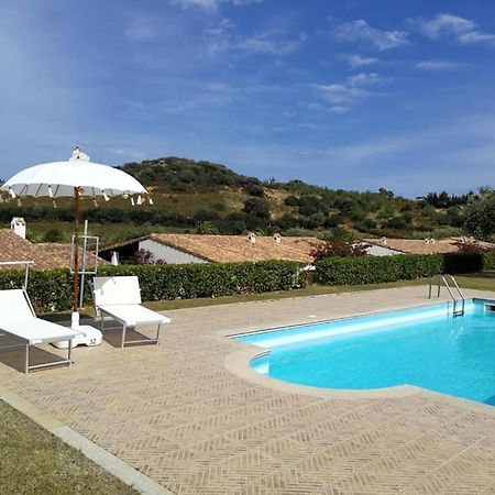 Casa Vacanze Con Piscina E Vista Mare Esclusiva Per Coppie E Famiglie, Relax E Tranquillita Tertenìa Exterior foto