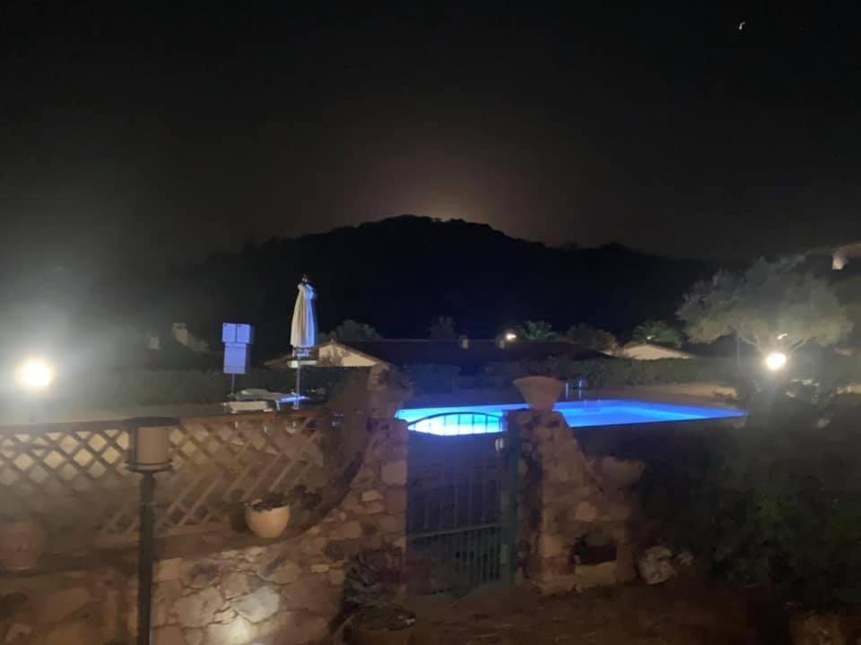 Casa Vacanze Con Piscina E Vista Mare Esclusiva Per Coppie E Famiglie, Relax E Tranquillita Tertenìa Exterior foto