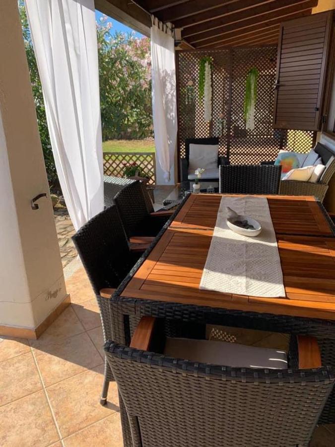 Casa Vacanze Con Piscina E Vista Mare Esclusiva Per Coppie E Famiglie, Relax E Tranquillita Tertenìa Exterior foto