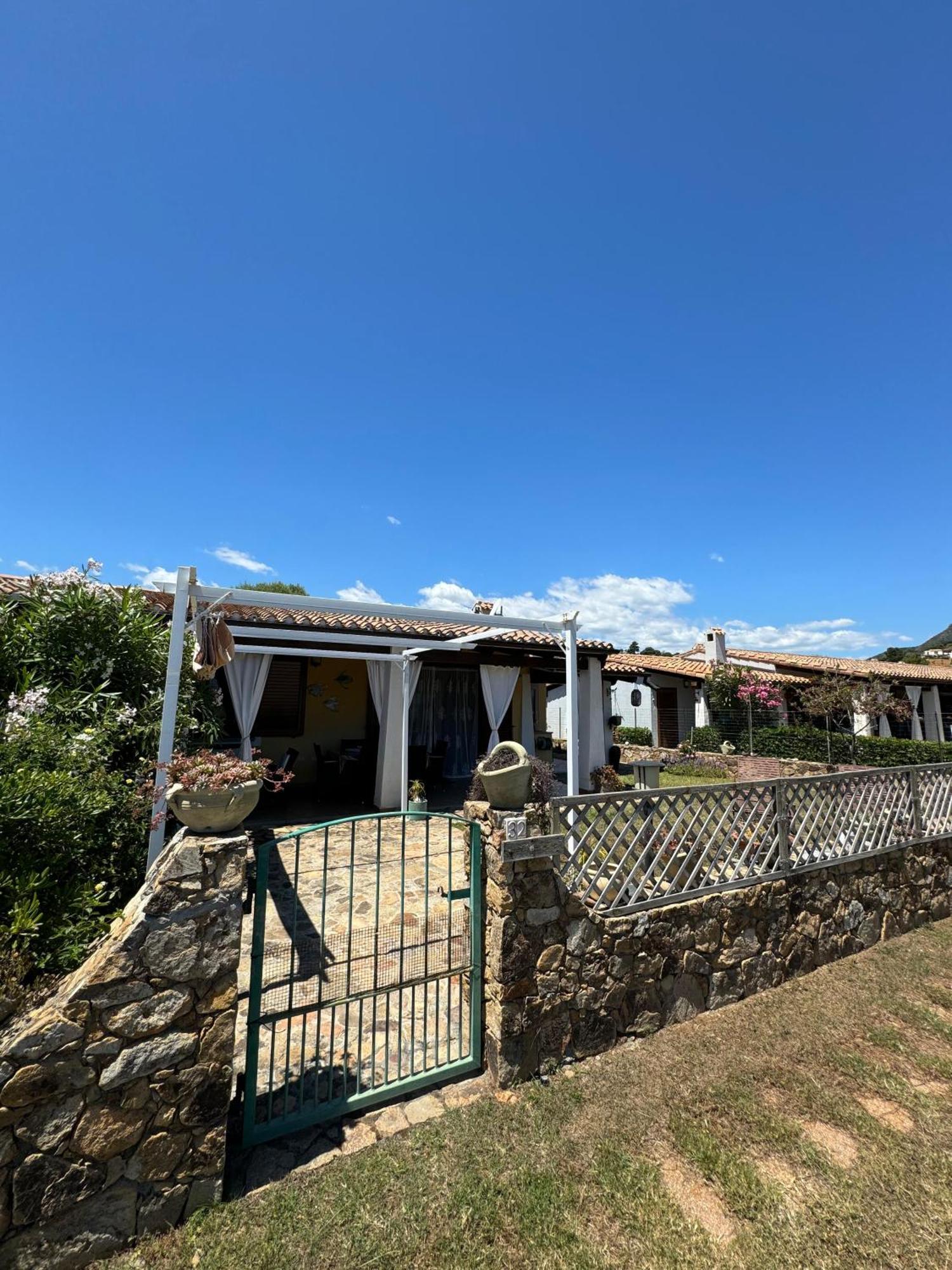 Casa Vacanze Con Piscina E Vista Mare Esclusiva Per Coppie E Famiglie, Relax E Tranquillita Tertenìa Exterior foto