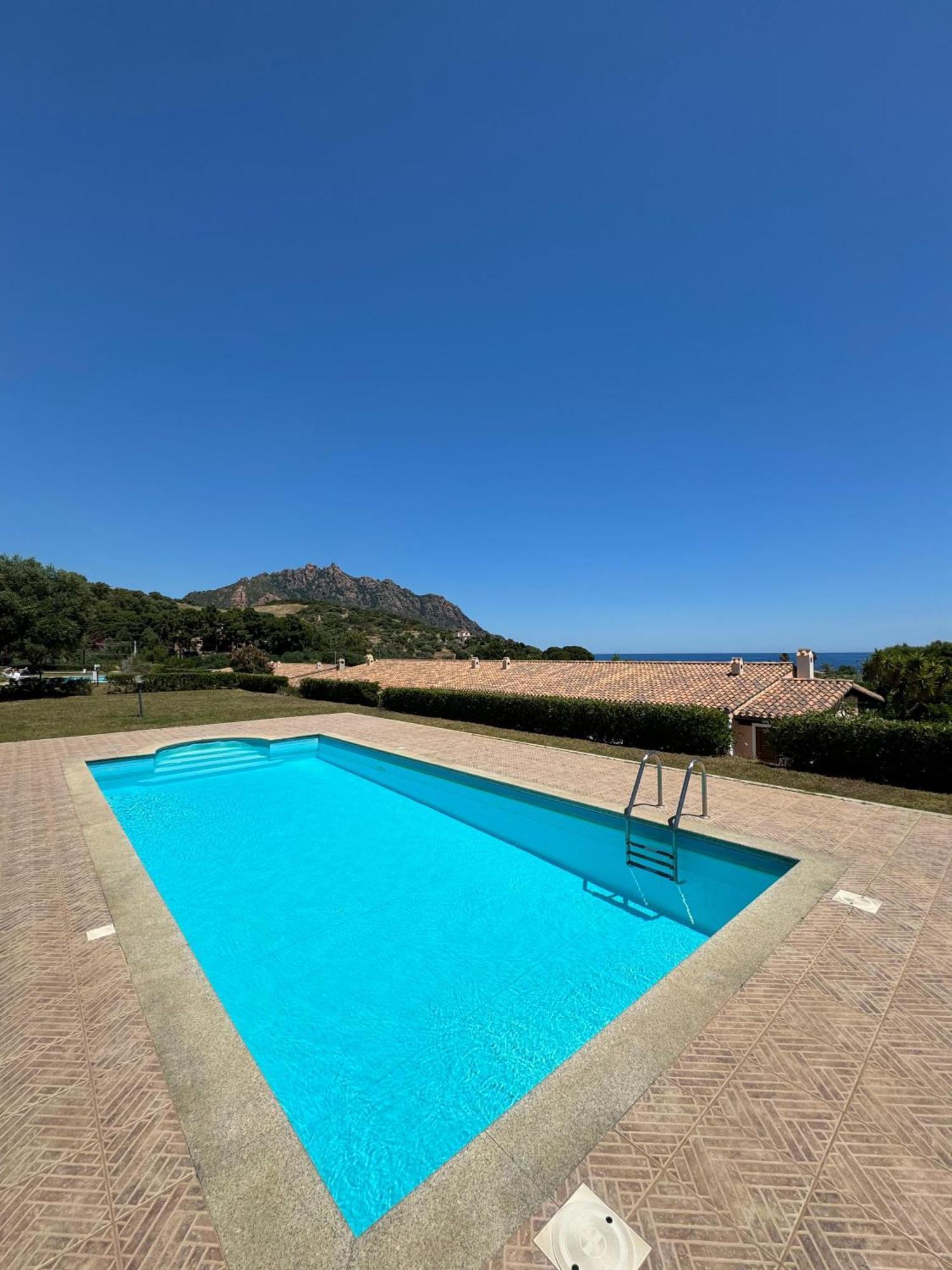 Casa Vacanze Con Piscina E Vista Mare Esclusiva Per Coppie E Famiglie, Relax E Tranquillita Tertenìa Exterior foto